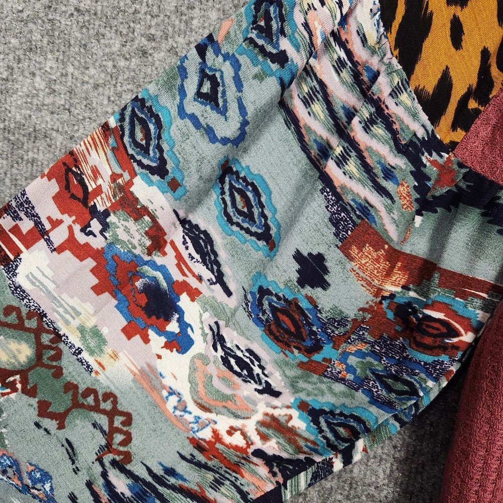 UMGEE Red Waffle Knit Cheetah Mixed Print Boho Button Top Comfortable SIZE SMALL - Picture 7 of 13